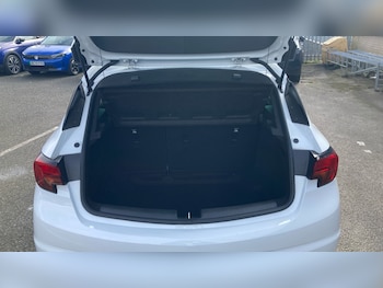 Used Vauxhall Astra 2019 for sale - 77901444: Photo