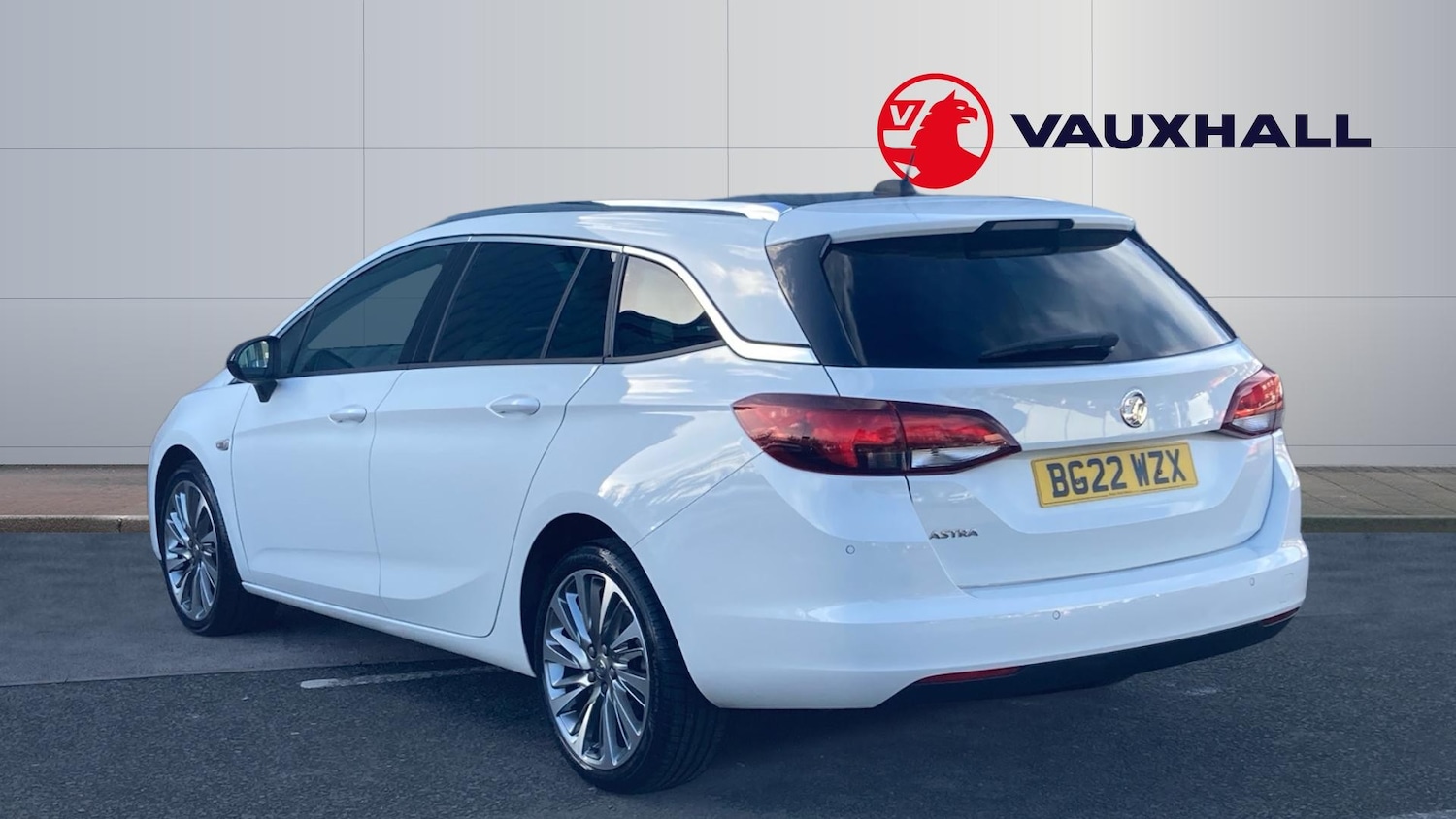 Used Vauxhall Astra 2022 for sale - 77326706: Photo 2