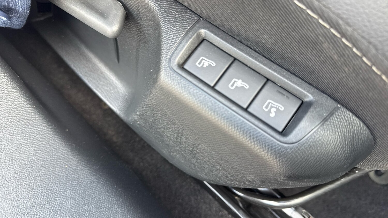 Vehicle 33