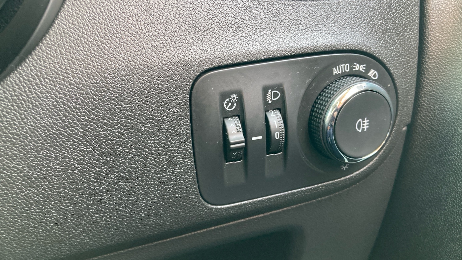 Used Vauxhall Crossland 2021 for sale - 76605460: Photo 41