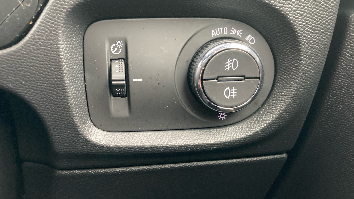 Used Vauxhall Corsa 2023 for sale - 76211587: Photo 24