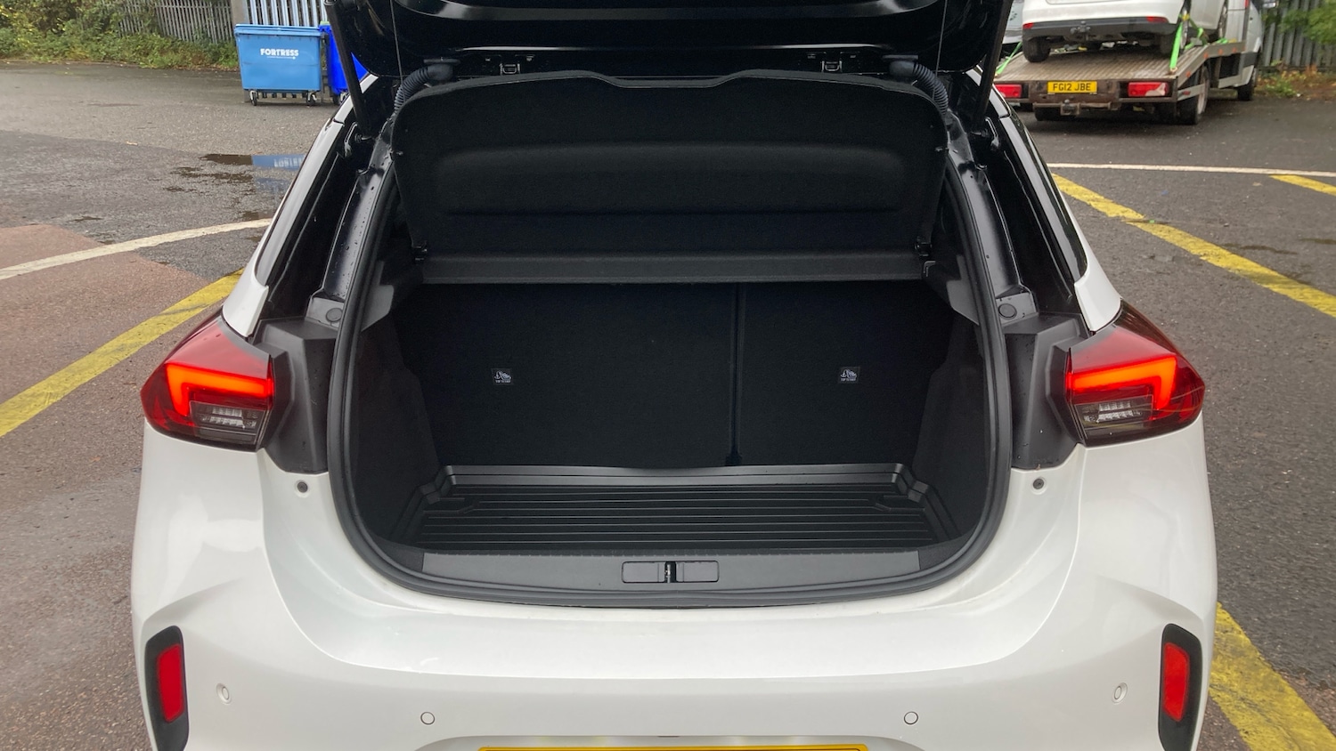 Used Vauxhall Corsa 2023 for sale - 76211587: Photo 4