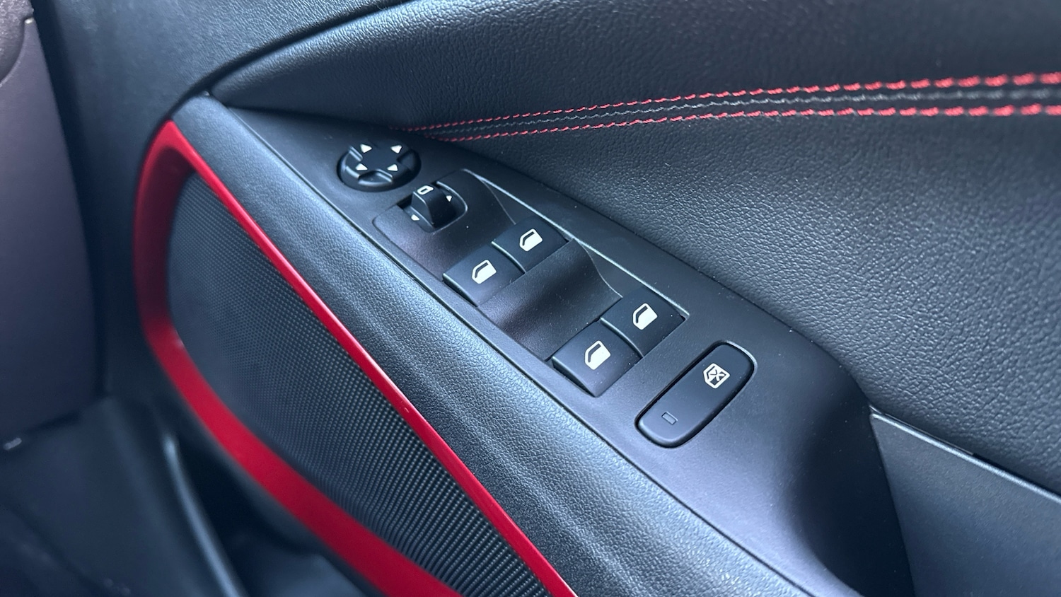 Used Vauxhall Crossland 2023 for sale - 77460178: Photo 34