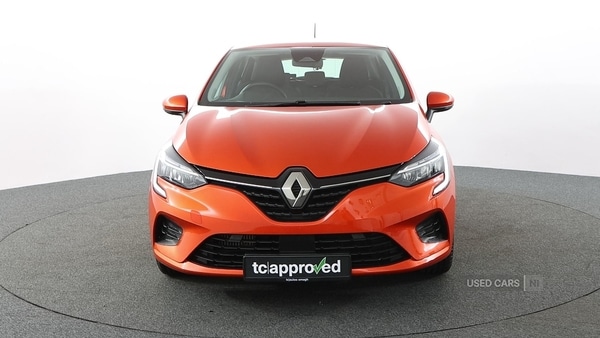 Used Renault Clio 2022 for sale - 78048671: Photo 2