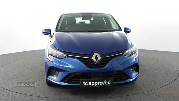 Used Renault Clio 2022 for sale - 76754096: Photo 2