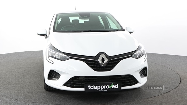 Used Renault Clio 2022 for sale - 77204654: Photo 2