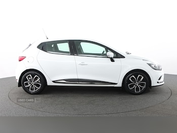Used Renault Clio 2018 for sale - 77359561: Photo