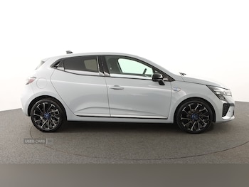 Used Renault Clio 2024 for sale - 79117159: Photo