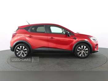 Used Renault Captur 2023 for sale - 78753422: Photo