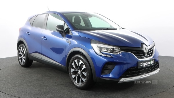 Used Renault Captur 2022 for sale - 76899868: Photo 3