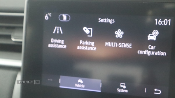 Used Renault Captur 2023 for sale - 77231103: Photo 32