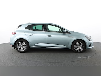 Used Renault Megane 2020 for sale - 78087319: Photo