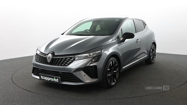 Used Renault Clio 2023 for sale - 77893477: Photo 1