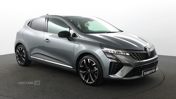 Used Renault Clio 2023 for sale - 77893477: Photo 3