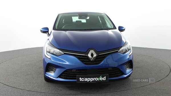 Used Renault Clio 2022 for sale - 76856119: Photo 2
