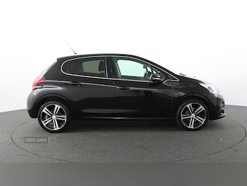 Used Peugeot 208 2018 for sale - 75928840: Photo