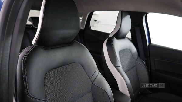 Used Renault Captur 2024 for sale - 76409820: Photo 15