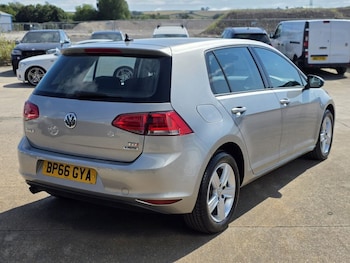 Used Volkswagen Golf 2016 for sale - 79551062: Photo