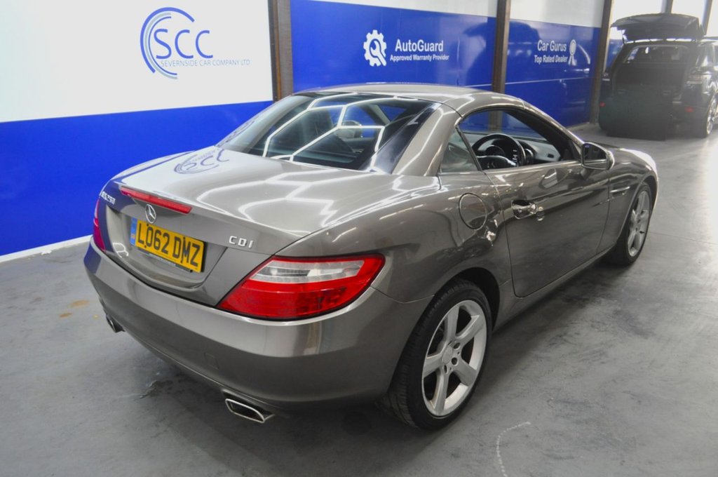 Used Mercedes-Benz SLK 2012 for sale - 77436543: Photo 12