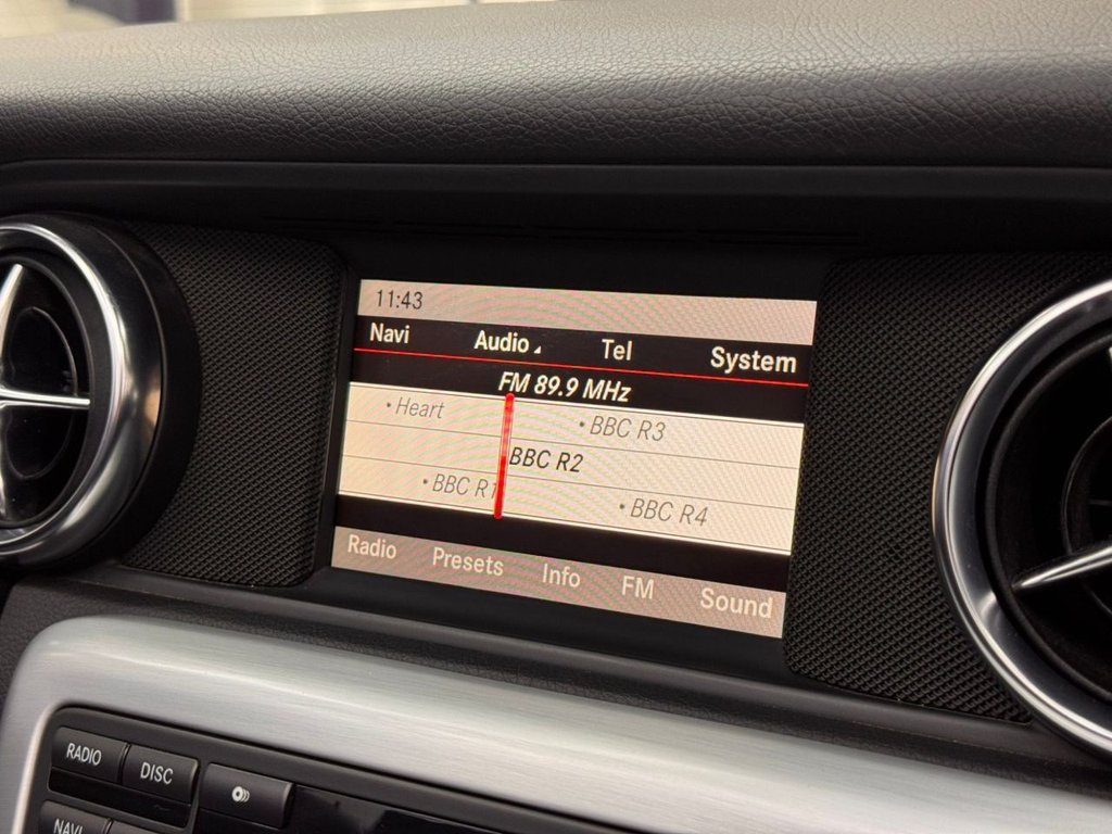 Used Mercedes-Benz SLK 2012 for sale - 77436543: Photo 32