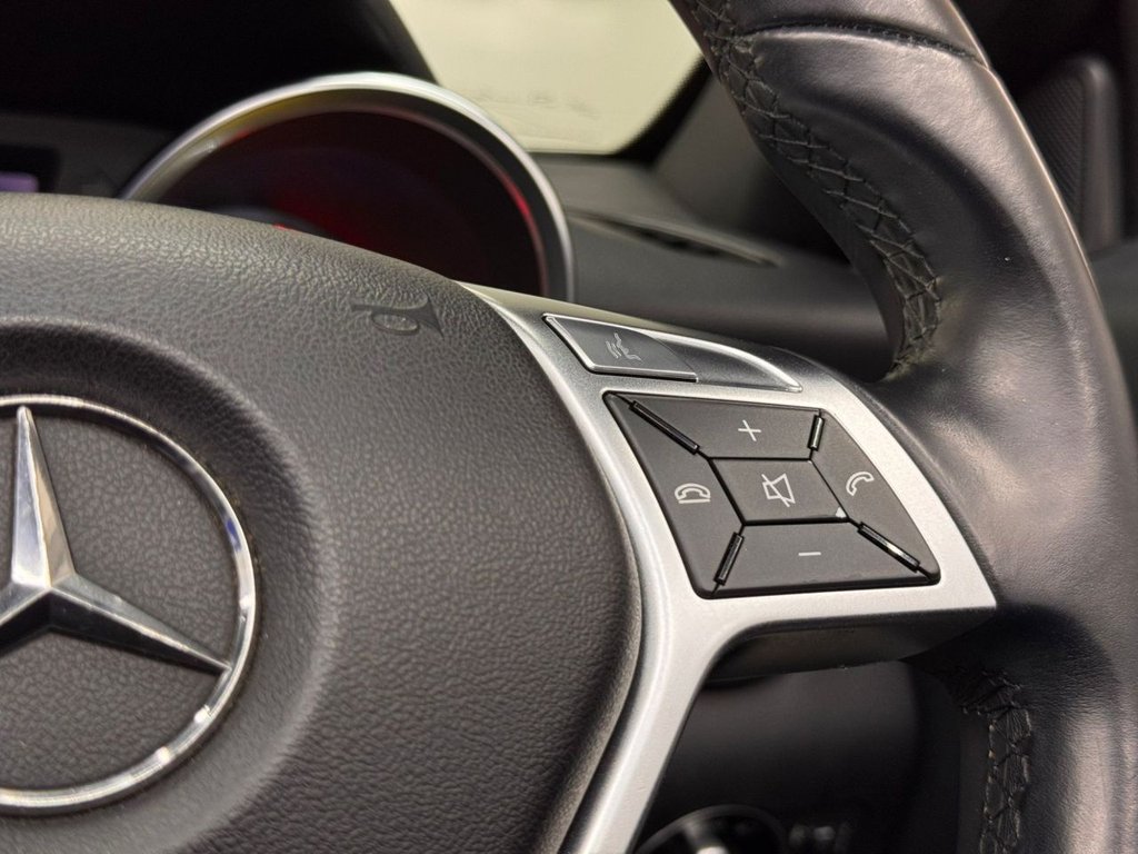 Used Mercedes-Benz SLK 2012 for sale - 77436543: Photo 36