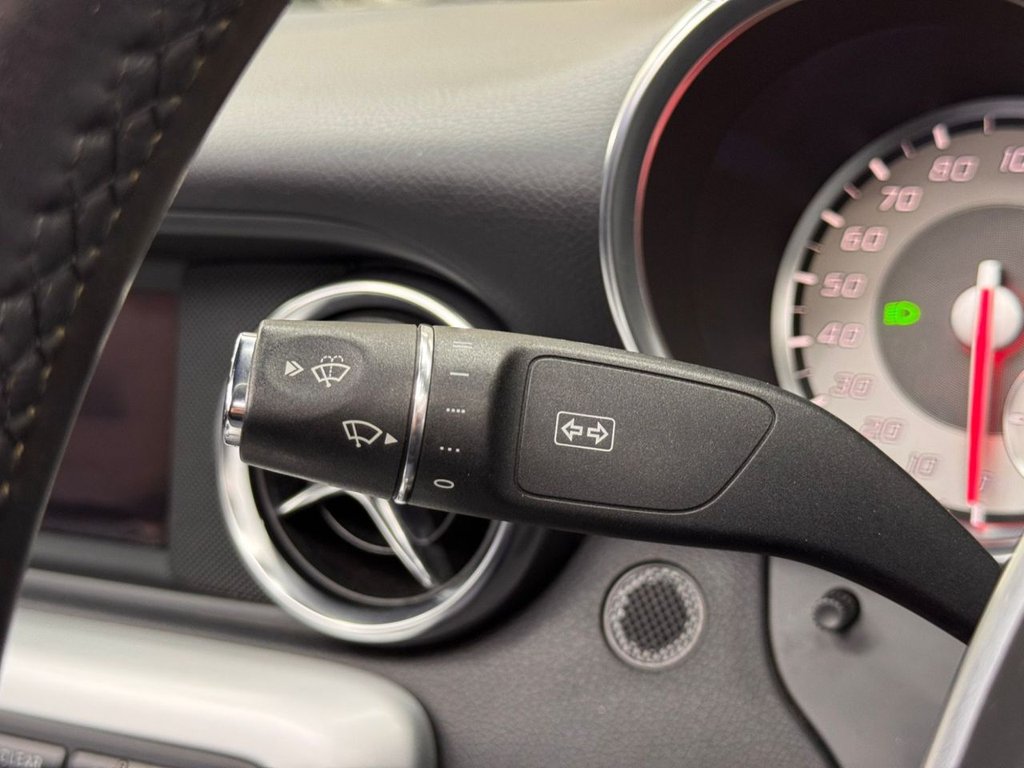 Used Mercedes-Benz SLK 2012 for sale - 77436543: Photo 37