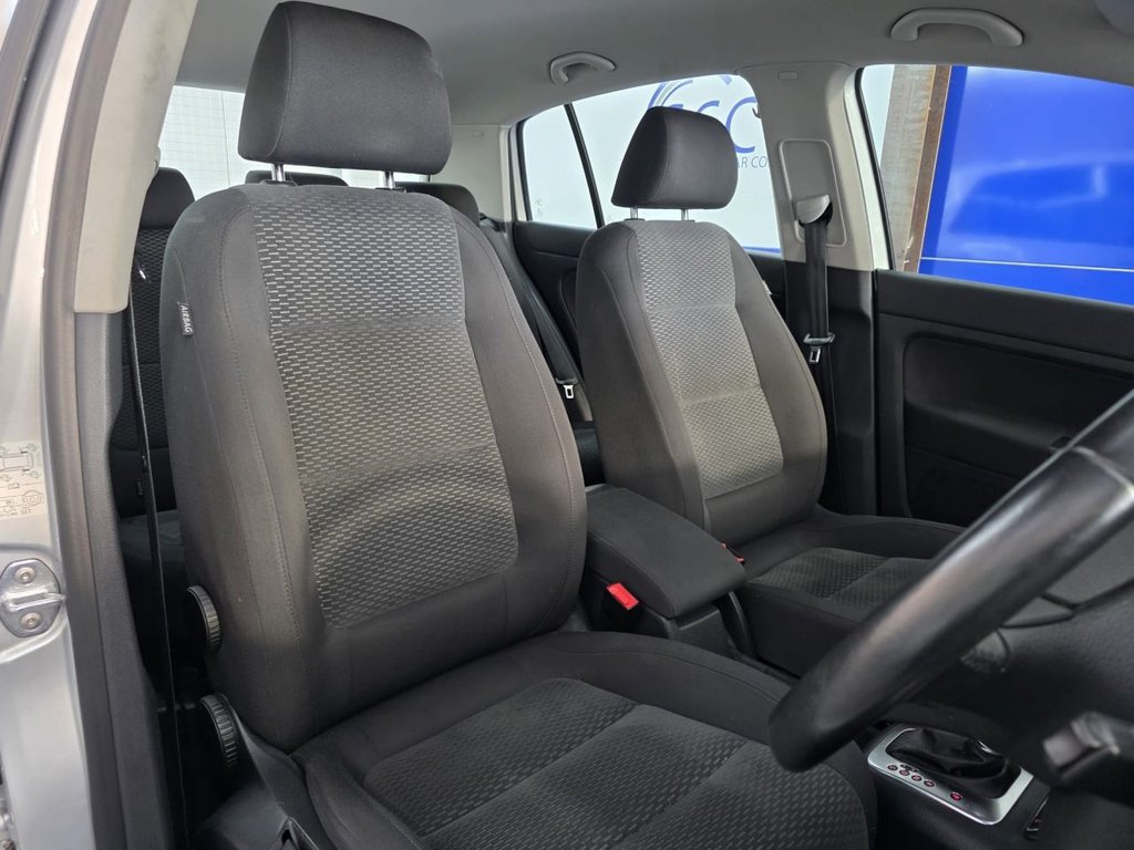 Used Volkswagen Golf Plus 2013 for sale - 76642108: Photo 16