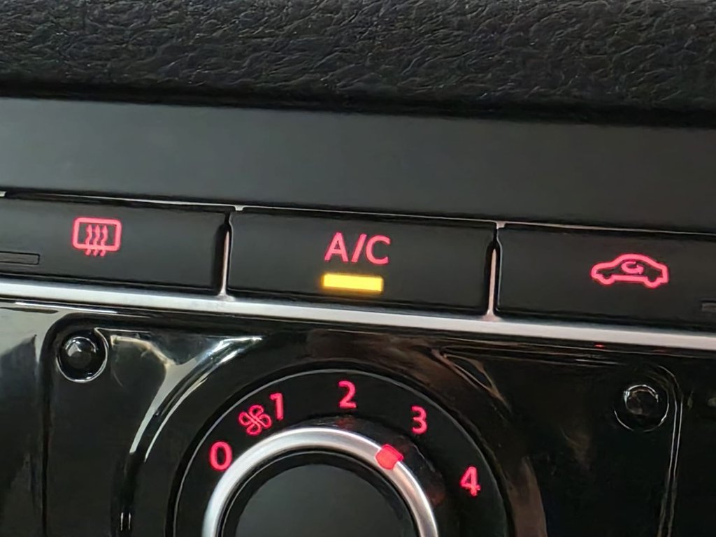 Used Volkswagen Golf Plus 2013 for sale - 76642108: Photo 33