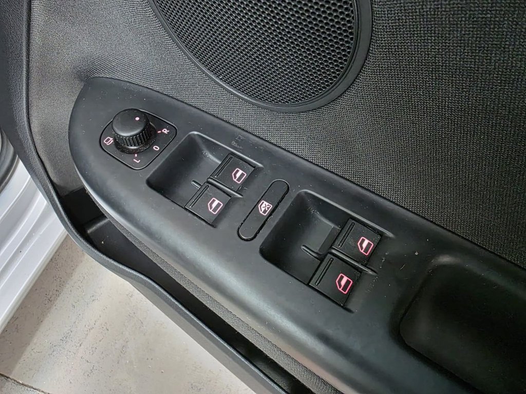 Used Volkswagen Golf Plus 2013 for sale - 76642108: Photo 39