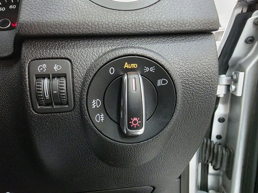 Used Volkswagen Golf Plus 2013 for sale - 76642108: Photo 43