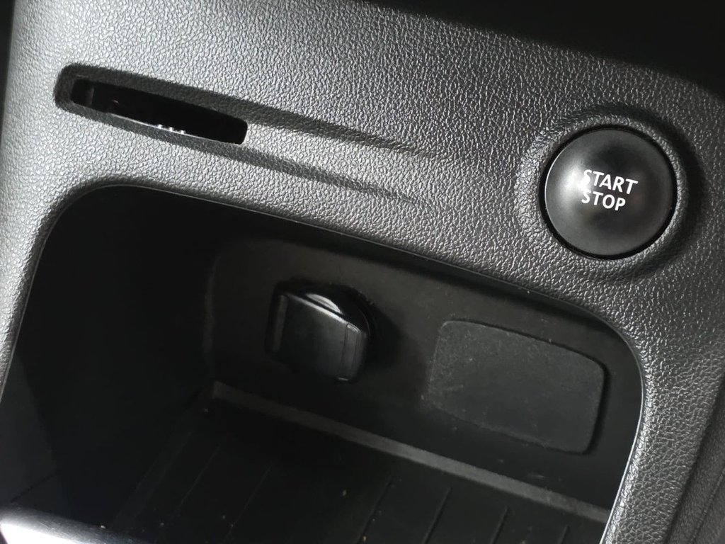 Used Renault Captur 2019 for sale - 78082670: Photo 43