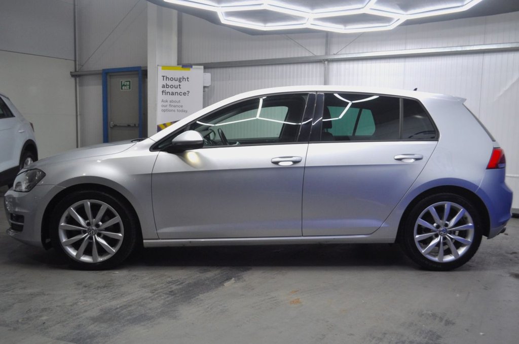 Used Volkswagen Golf 2014 for sale - 76617199: Photo 11