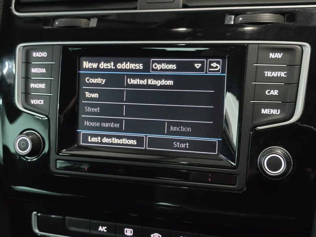 Used Volkswagen Golf 2014 for sale - 76617199: Photo 35