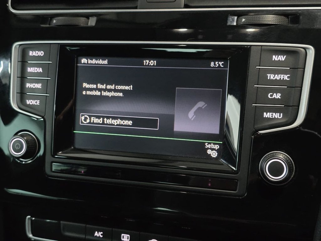 Used Volkswagen Golf 2014 for sale - 76617199: Photo 40