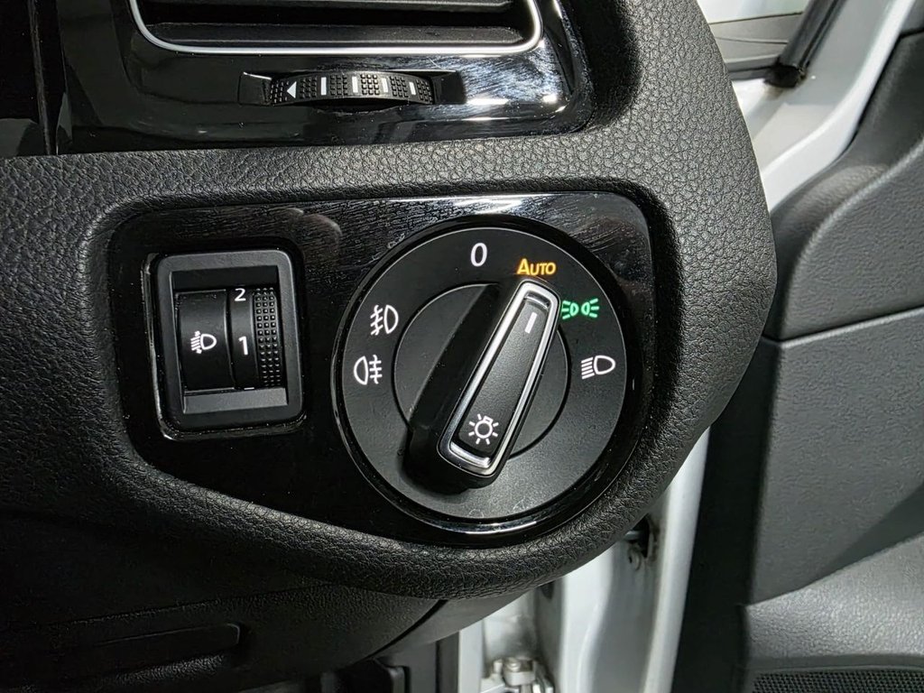 Used Volkswagen Golf 2014 for sale - 76617199: Photo 49