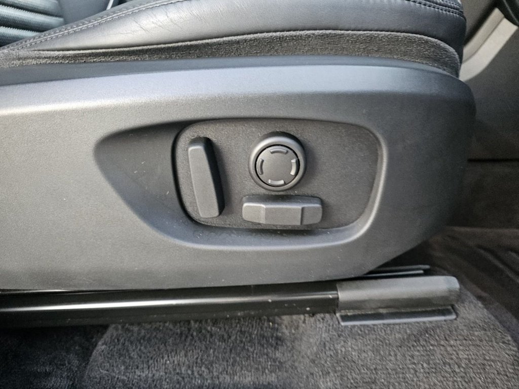 Used Land Rover Discovery Sport 2019 for sale - 76520370: Photo 14