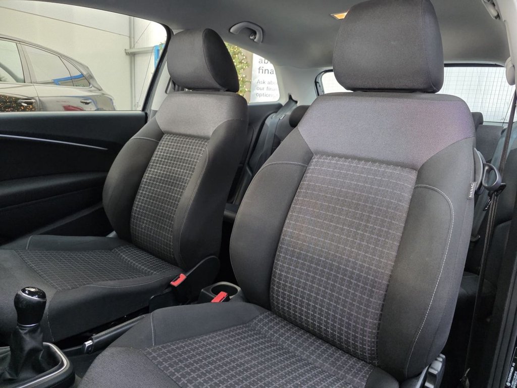 Used Volkswagen Polo 2016 for sale - 76820508: Photo 23