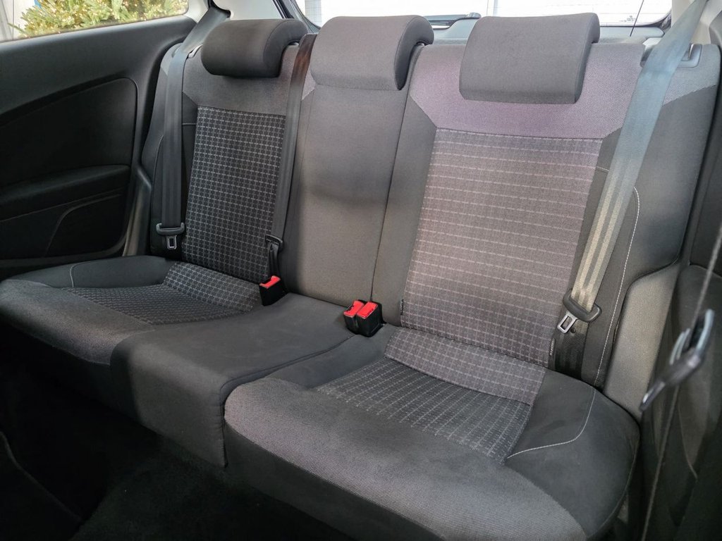 Used Volkswagen Polo 2016 for sale - 76820508: Photo 24