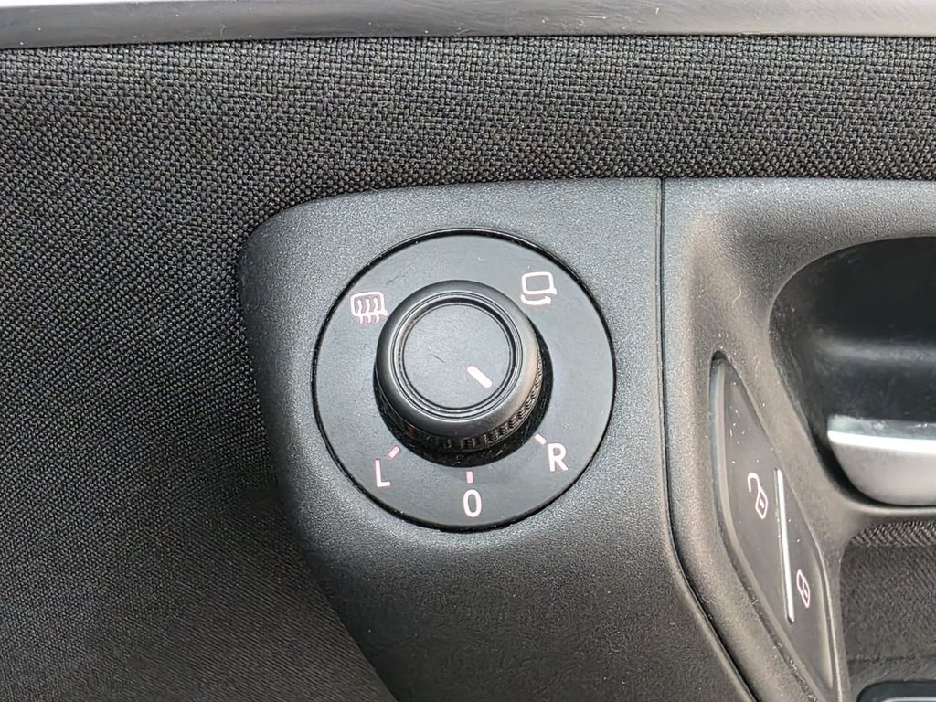 Used Volkswagen Polo 2016 for sale - 76820508: Photo 39