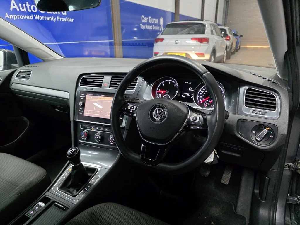 Used Volkswagen Golf 2017 for sale - 76665536: Photo 18