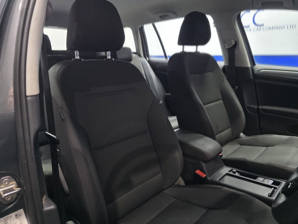 Used Volkswagen Golf 2017 for sale - 76665536: Photo 20
