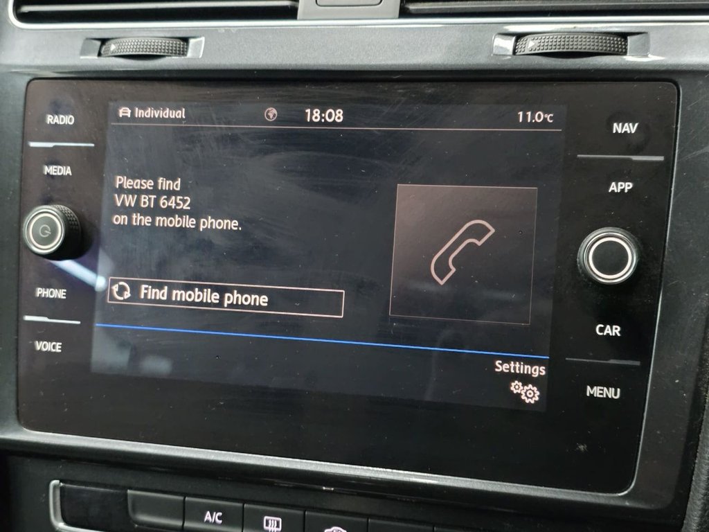 Used Volkswagen Golf 2017 for sale - 76665536: Photo 36