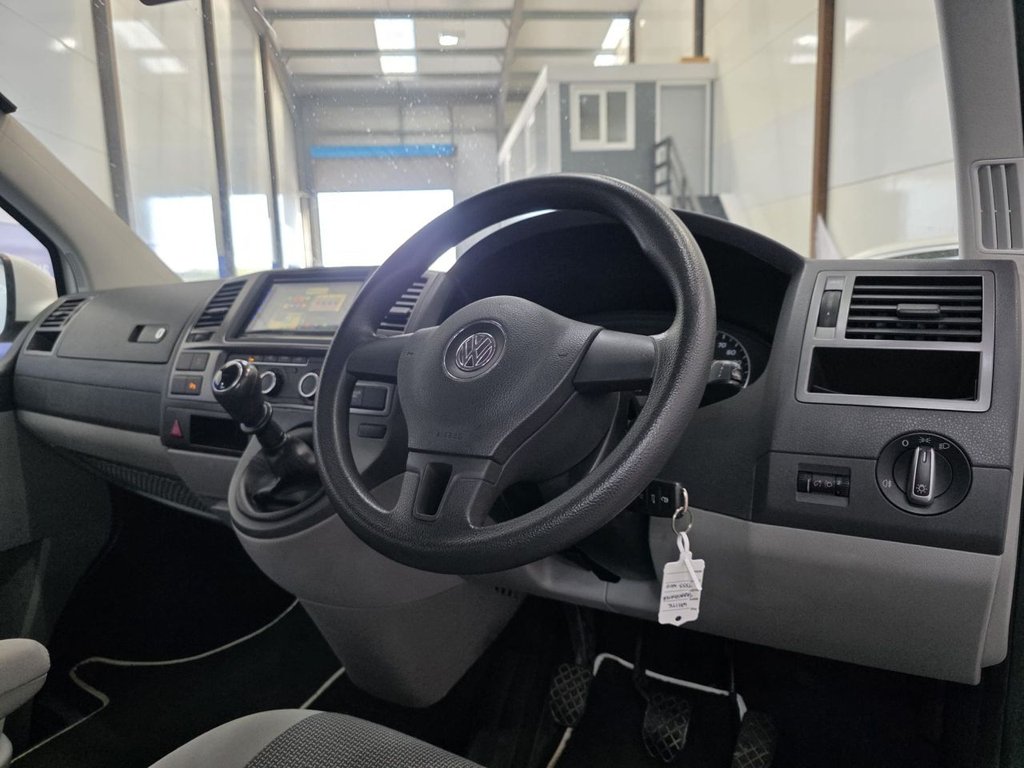 Used Volkswagen Transporter Shuttle 2013 for sale - 78181515: Photo 24