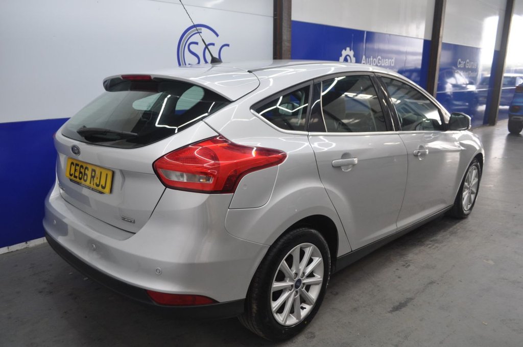 Used Ford Focus 2016 for sale - 78016919: Photo 4