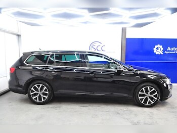 Used Volkswagen Passat 2023 for sale - 78350341: Photo