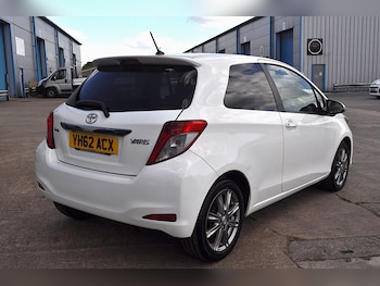 Used Toyota Yaris 2012 for sale - 78603313: Photo