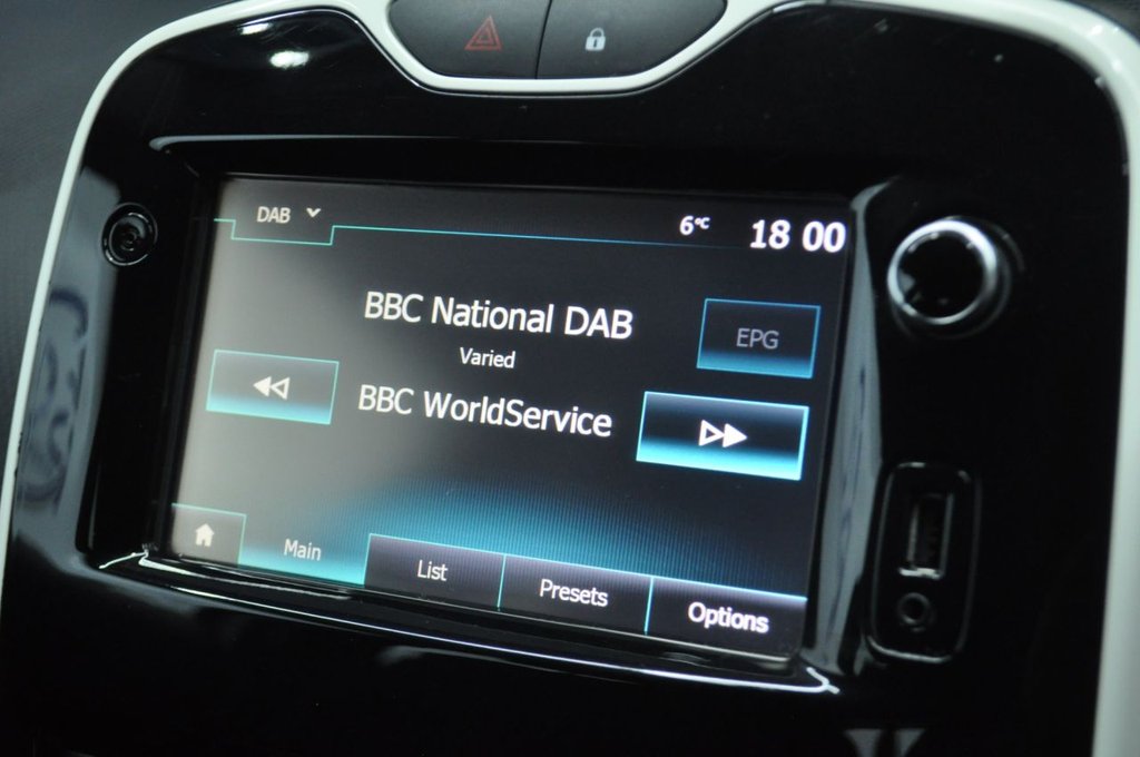 Used Renault Clio 2016 for sale - 77205522: Photo 24