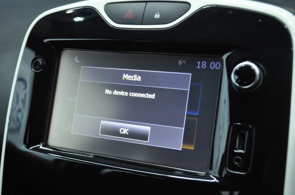 Used Renault Clio 2016 for sale - 77205522: Photo 25