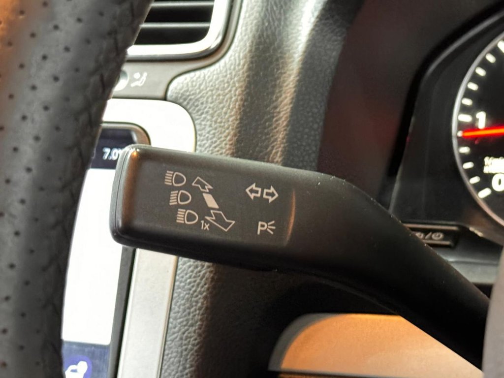 Used Volkswagen Scirocco 2012 for sale - 77080546: Photo 32