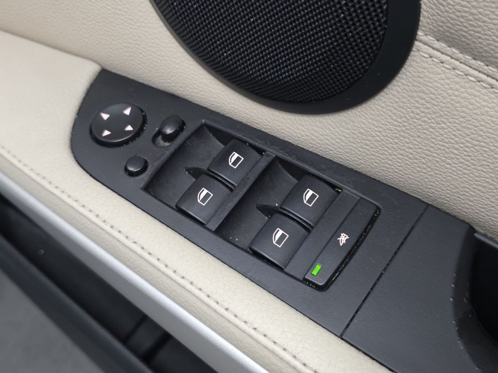 Used BMW 3 Series 2009 for sale - 77557637: Photo 24